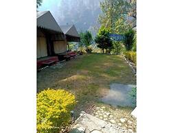 Toorani Resort
