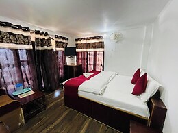 Toorani Resort