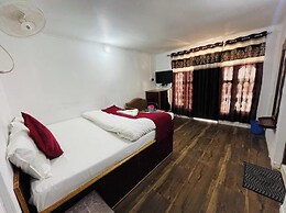 Toorani Resort
