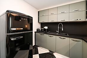 Unique Losone Apartment