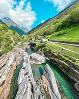 Unique Losone Apartment