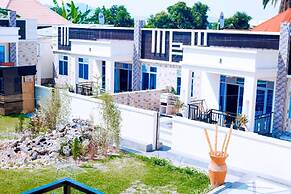 The Moon Geust House