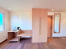Golden Wave Premium Puri