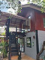 Bamboo River House Kaeng Krachan
