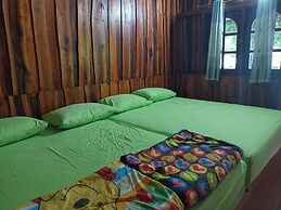 Bamboo River House Kaeng Krachan