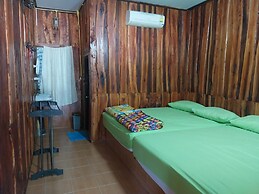 Bamboo River House Kaeng Krachan
