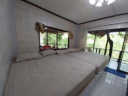 Bamboo River House Kaeng Krachan