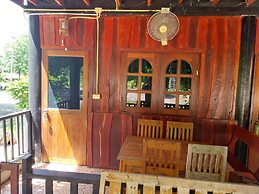 Bamboo River House Kaeng Krachan