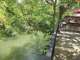 Bamboo River House Kaeng Krachan
