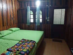 Bamboo River House Kaeng Krachan
