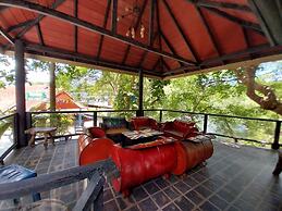 Bamboo River House Kaeng Krachan
