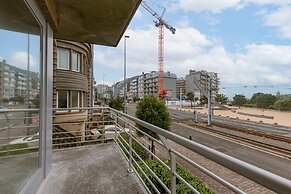 Huswell - Family Apartment With Parking