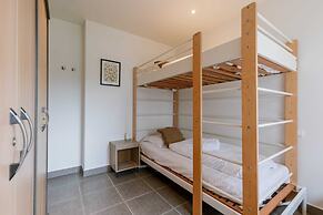 Huswell - Family Apartment With Parking