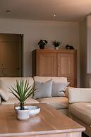 Huswell - Family Apartment With Parking