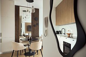 Granaria Premium River View by Downtown Apartments