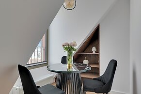 Granaria Premium River View by Downtown Apartments