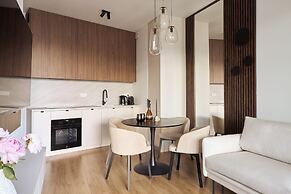 Granaria Premium River View by Downtown Apartments