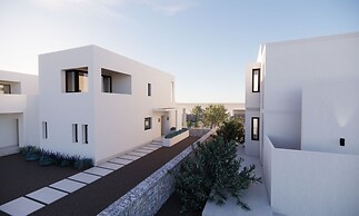 Sokratis LocoLux Villas & Suites