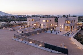 Sokratis LocoLux Villas & Suites