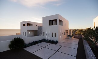 Sokratis LocoLux Villas & Suites