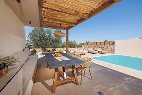 Sokratis LocoLux Villas & Suites