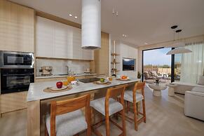 Sokratis LocoLux Villas & Suites