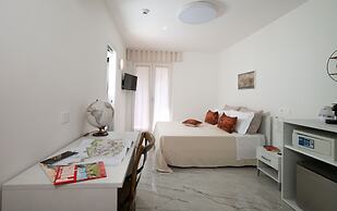 Core Amalfitano Pompeii City Suites
