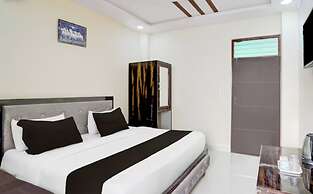 Hotel O Taj Holiday