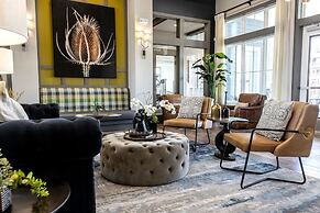 Landing Apartments Murfreesboro near Fairfield Estates