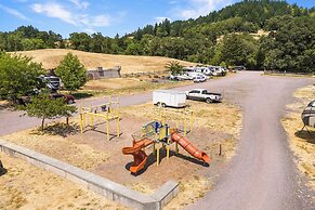 Mendocino Redwoods RV Resort