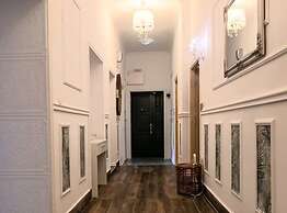 Silver Gate Rooms-diocletian's Palace