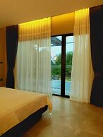Song View Pool Villa