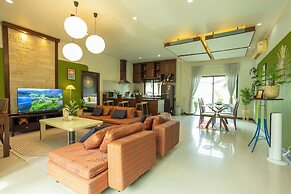 3BR Pool Villa Quiet Stay  V67