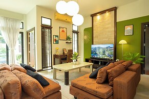 3BR Pool Villa Quiet Stay  V67