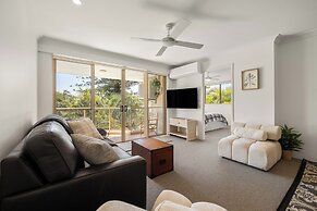 Azure Cove 2BRM in Miami
