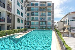 1BR Condo Pool Gym Near Beach C237