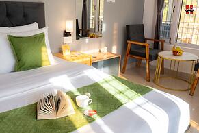 Moustache Hostel Bir