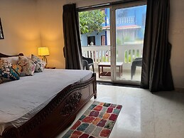 Apricot Inn