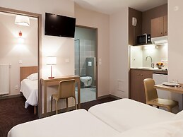 Apartment Near Geneva With Parking
