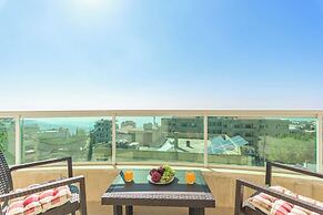 Glint 3-Bedroom Apartment & Balcony in Aley