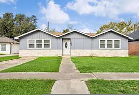 Spacious 3BR Home With Office