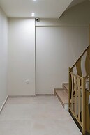 Thea Acropolis Suites & Apartments