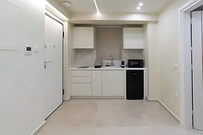 Thea Acropolis Suites & Apartments