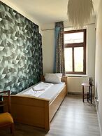 Homeplanet Hostel