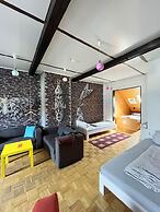 Homeplanet Hostel