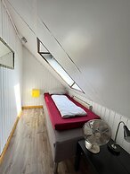 Homeplanet Hostel