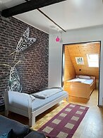 Homeplanet Hostel
