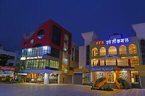 Lumora Shanti Kamal