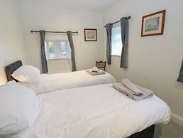 11 Hollin Well Cottage