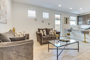 Lake + Mtn Views: Modern Apache Junction Getaway